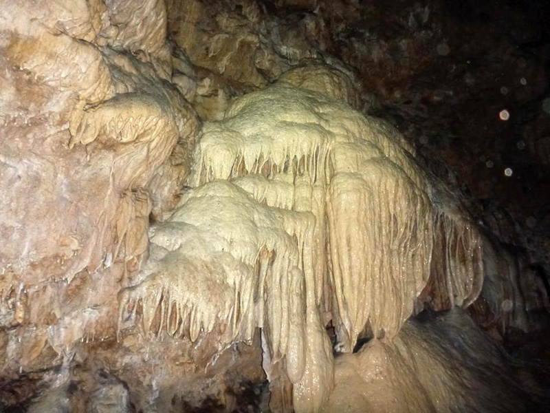 grotta-del-chiocchio-di-castagnacupa-4